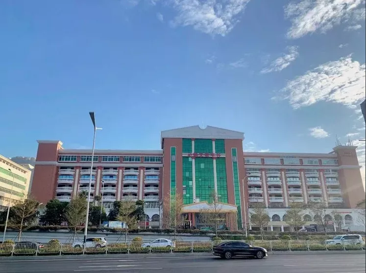 公司大楼全景
